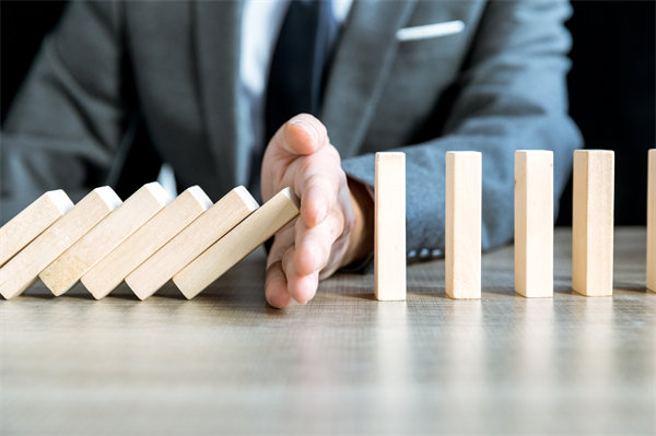 集團如何優化資源配置，提升整體效能？