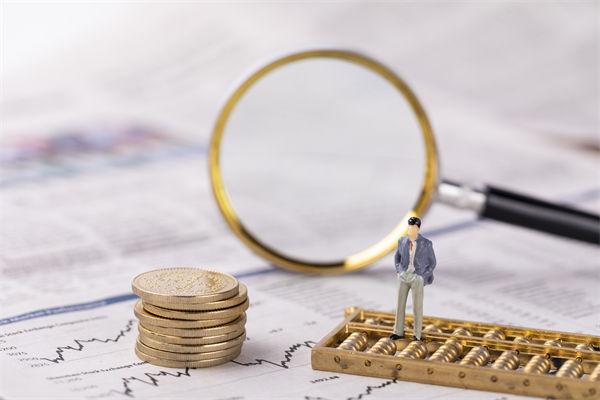 集團(tuán)管控中，如何有效實(shí)施風(fēng)險(xiǎn)管理以保障企業(yè)穩(wěn)健發(fā)展？