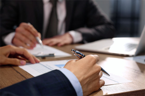 如何構建有效的集團管控體系，提升決策效率？