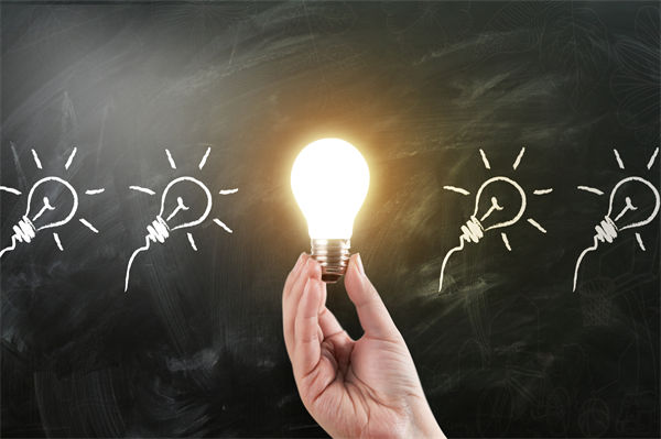 面對未來不確定性，集團(tuán)如何調(diào)整管控策略以應(yīng)對挑戰(zhàn)？