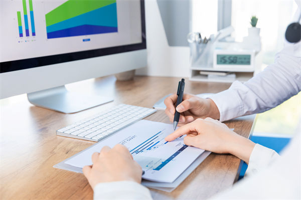 信息不對稱問題下，集團如何加強內部管控透明度？