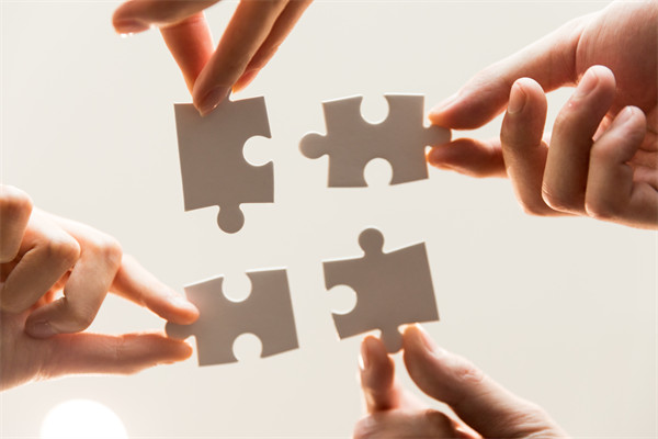 集團管控失效，資源錯配，在競爭中只能節節敗退！