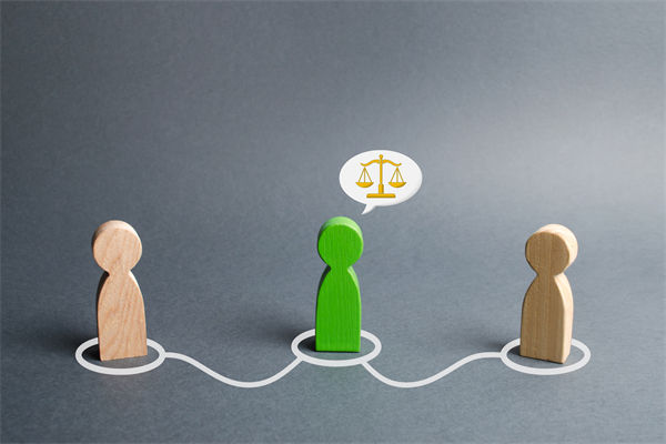 榮耀CEO承認(rèn)銷量非常困難，眾多企業(yè)的品牌戰(zhàn)略啟示