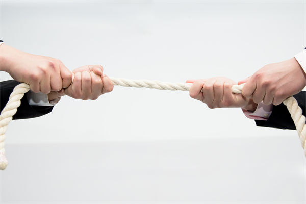 競(jìng)爭(zhēng)對(duì)手眾多時(shí)，品牌如何制定差異化戰(zhàn)略管理路徑？