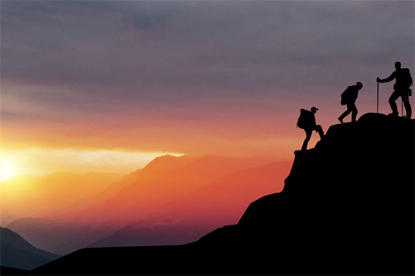 高層標榜的文化理念，為何與基層執(zhí)行完全兩張皮？